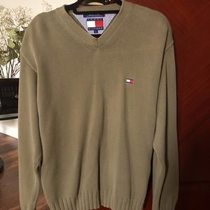 Vintage Tommy Hilfiger V-Neck Sweater: Olive Green